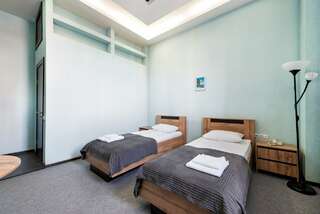 Гостиница Антей Новосибирск Просторный двухместный номер с 2 отдельными кроватями-3