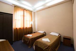 Гостиница Антей Новосибирск Улучшенный двухместный номер с 2 отдельными кроватями-8