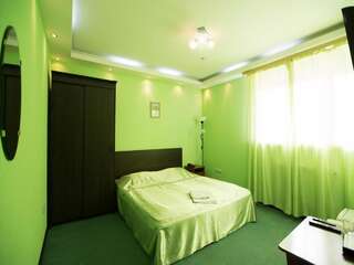 Гостиница Антей Новосибирск Полулюкс с большой двуспальной кроватью-22